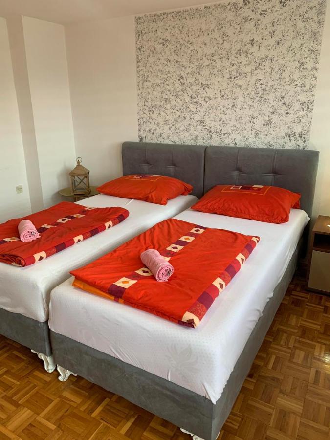 Guest House Husejn Dubrave Gornje Екстер'єр фото